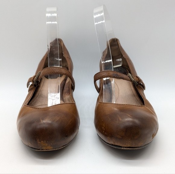 Frye Lois Brown Letter Block Heel 10 - Picture 2 of 13